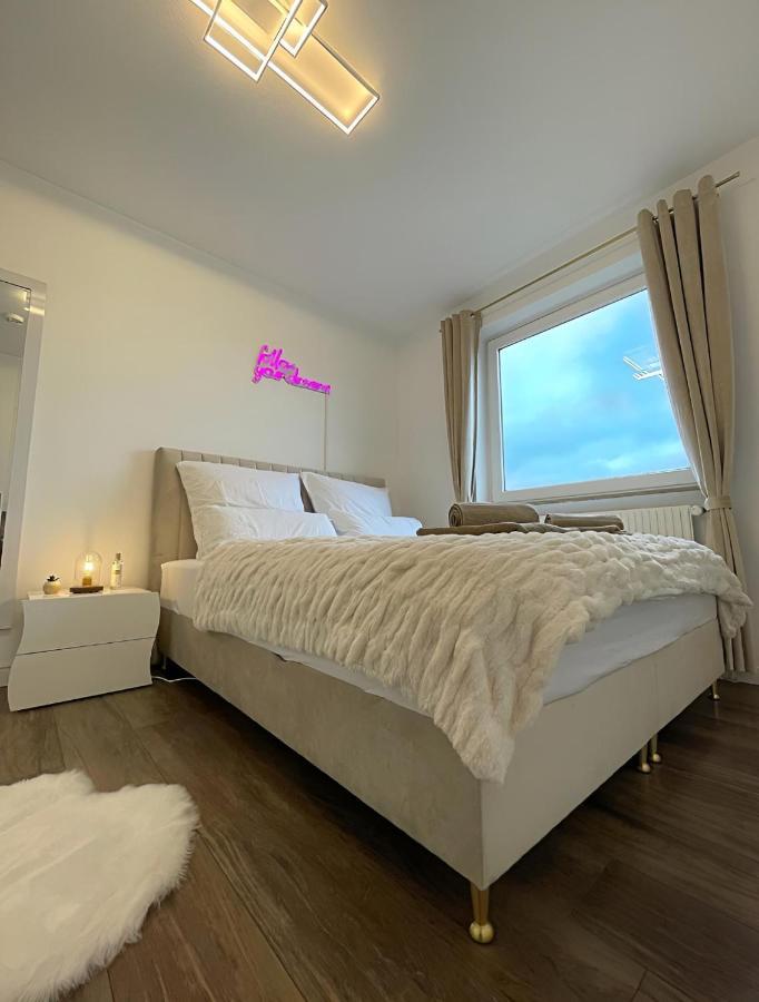 Regency Apartments - Stylische Zentrale 50M2 Wohnung Mit Balkon, Wasserblick Und Netflix Hanover Exterior photo